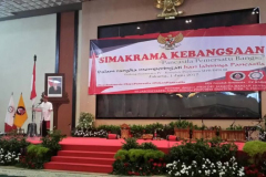 Ketum Pengurus Harian PHDI Pusat, Mayjen TNI (Purn) Wisnu Bawa Tenaya memberikan sambutan pada acara Simakrama Kebangsaan yang digagas DPN Peradah Indonesia dan PP KMHDI (1/6/2017)