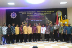 Foto bersama dengan peserta Lokasabha VIII PHDI Provinsi Sulteng di Jazz Hotel, Jumat, 6 Oktober 2017