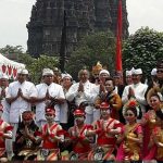 Ribuan Umat Hindu Hadiri Tawur Agung Kesanga di Candi Prambanan